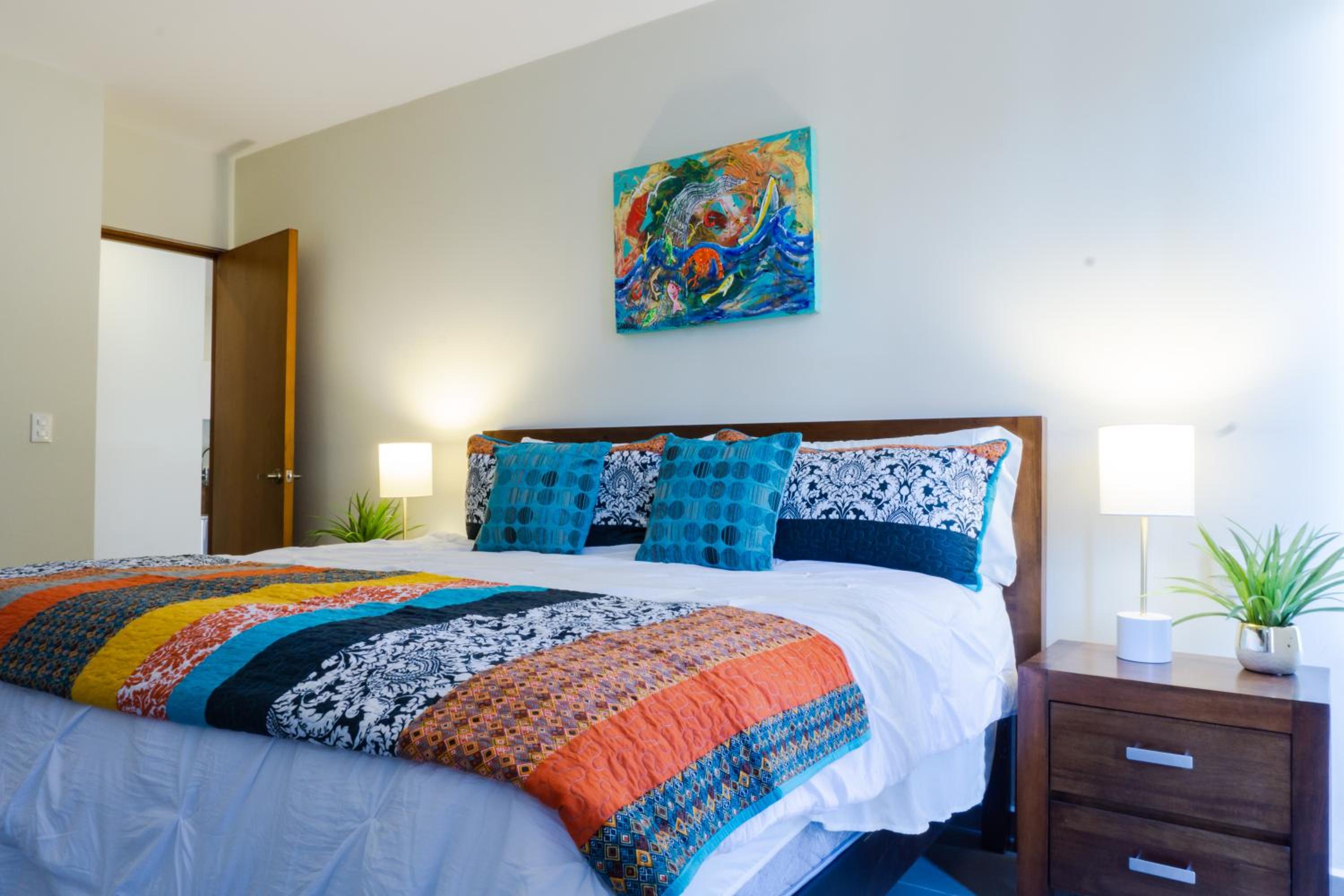 Lunada Condo by BVR