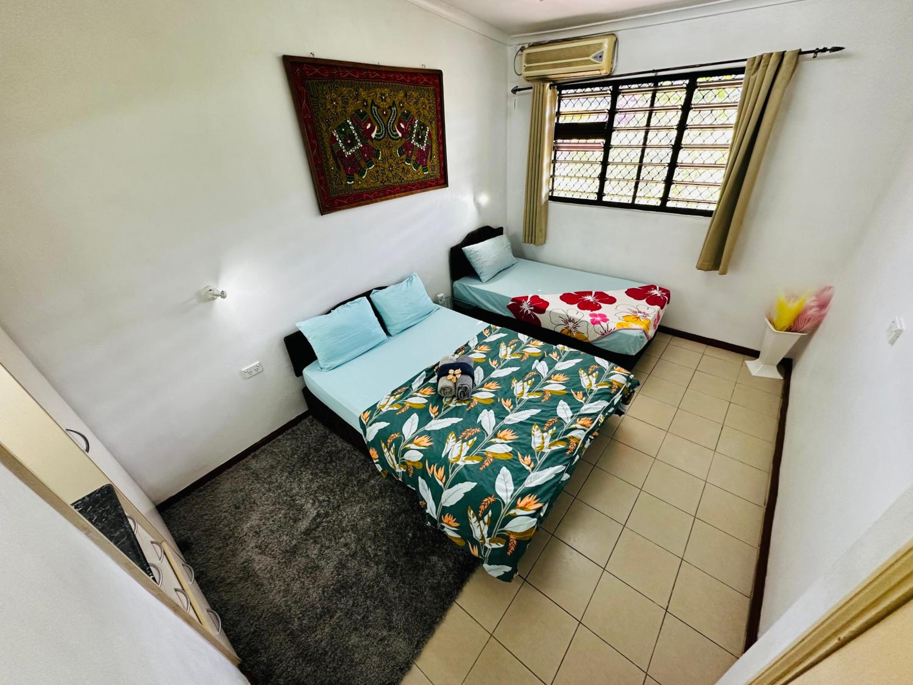 Cozy, Comfortable, Family Home. - view 7