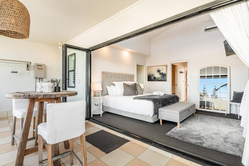 Sophie's Place ReLaunch - Luxury Penthouse