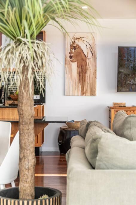 Sophie's Place ReLaunch - Luxury Penthouse