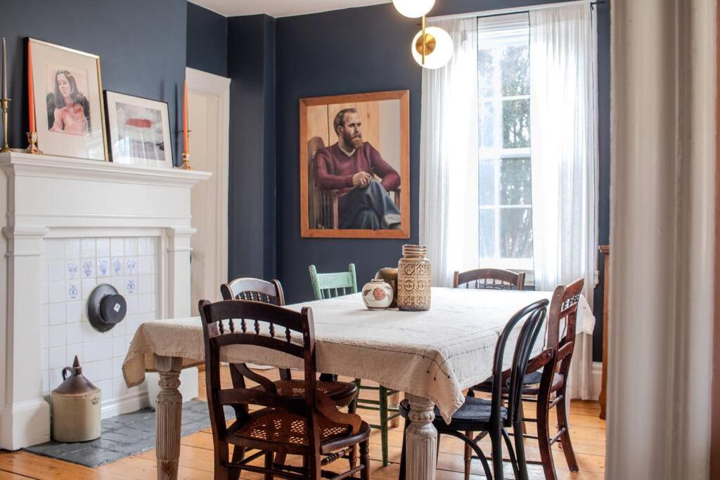 Vintage Vibe 4 Bedroom