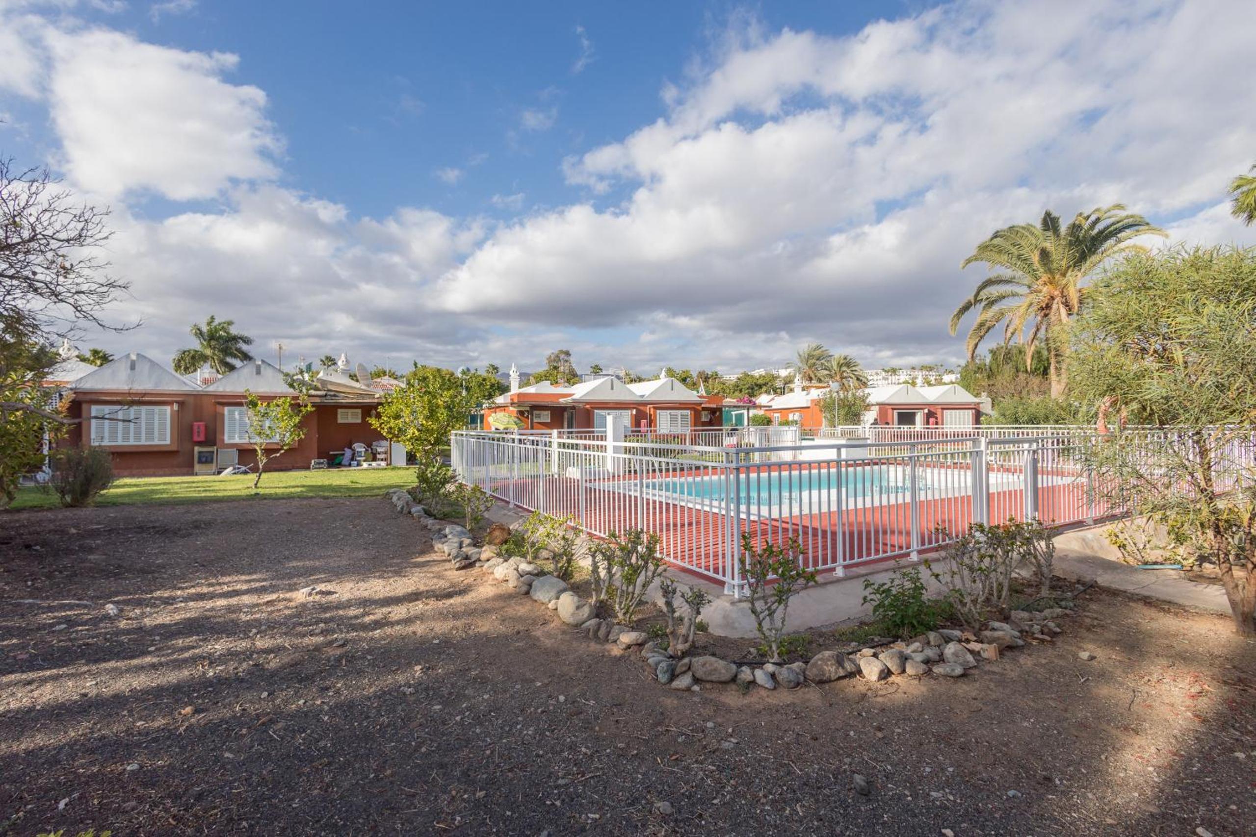 Los Melocotones Maspalomas bungalow privado Lightbooking