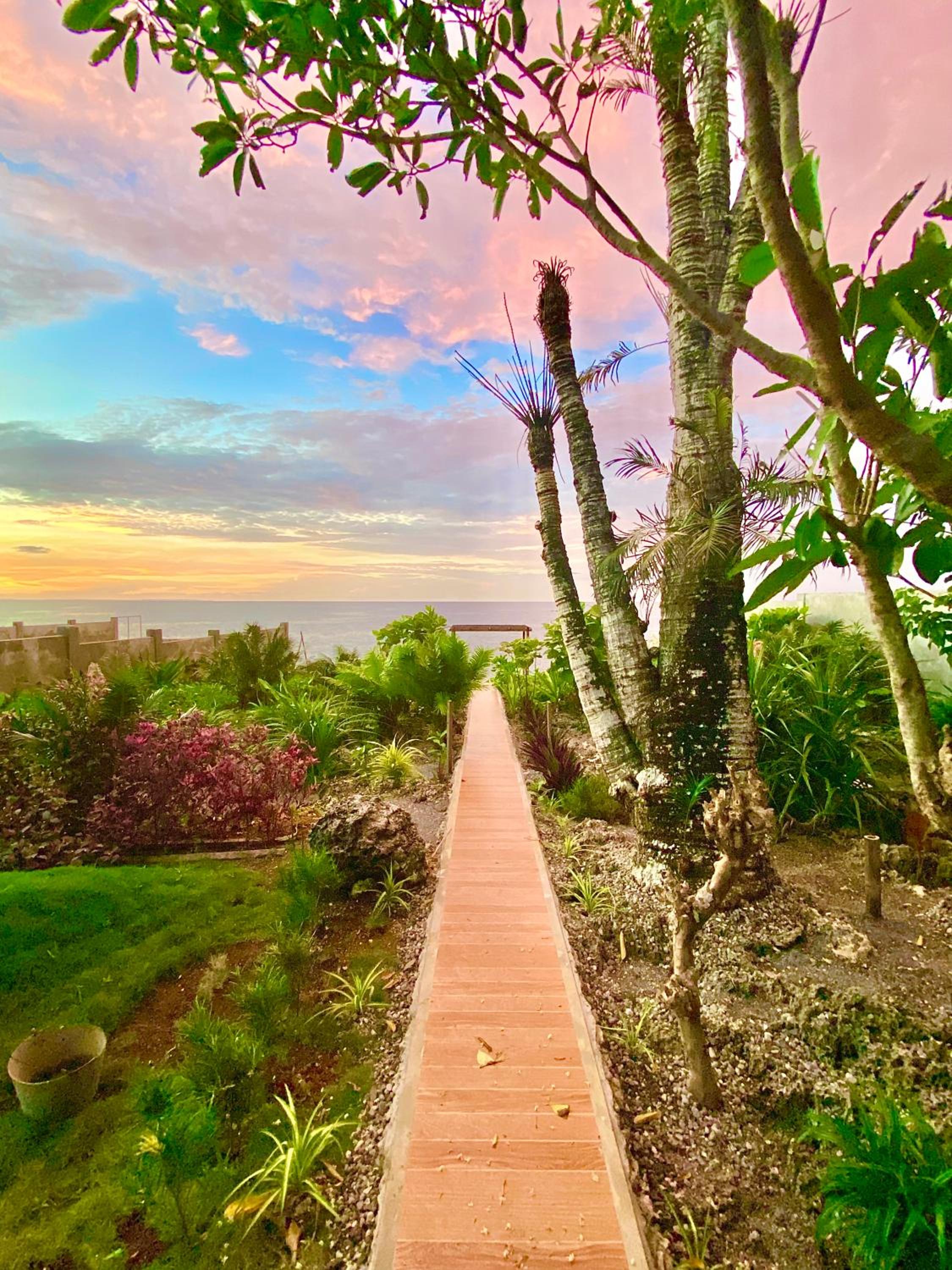 Tiny Beach House in Camotes Island-Seafront Room view 4