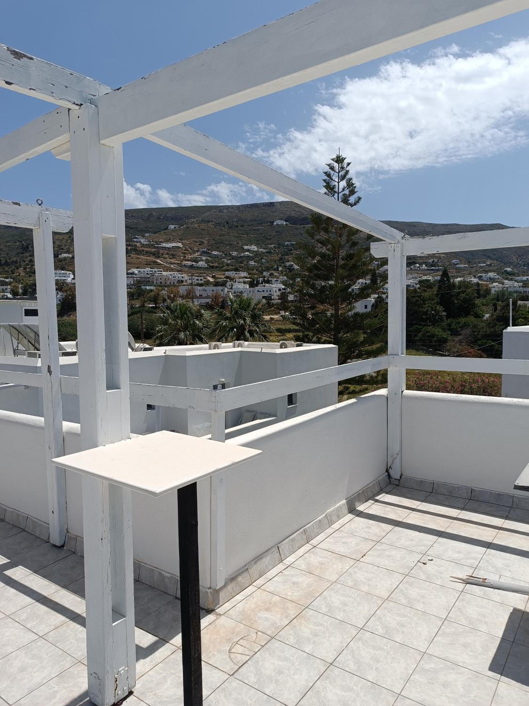 Livadia Beach Hostel