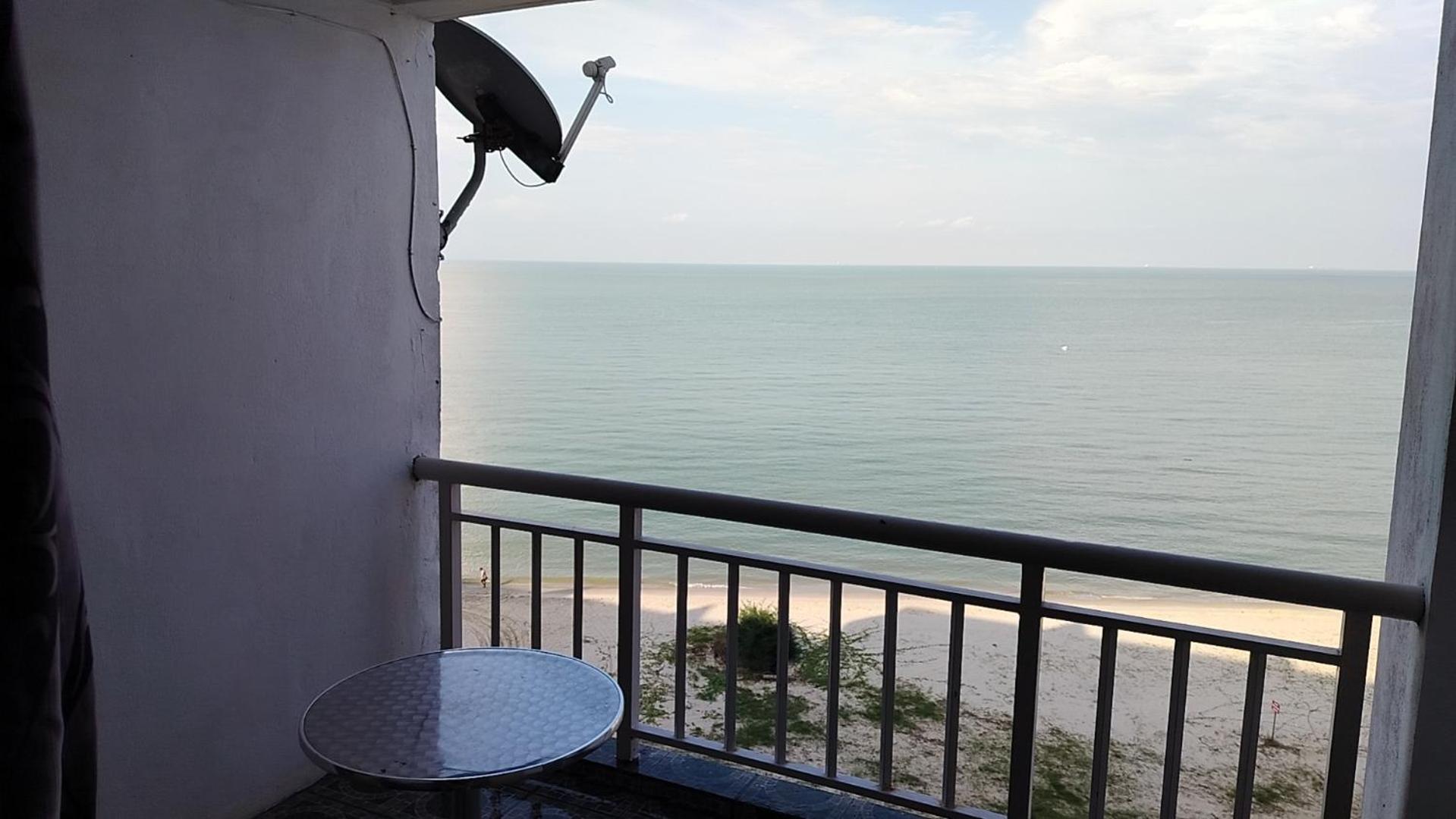corus lagoon seaview hotel photo 8