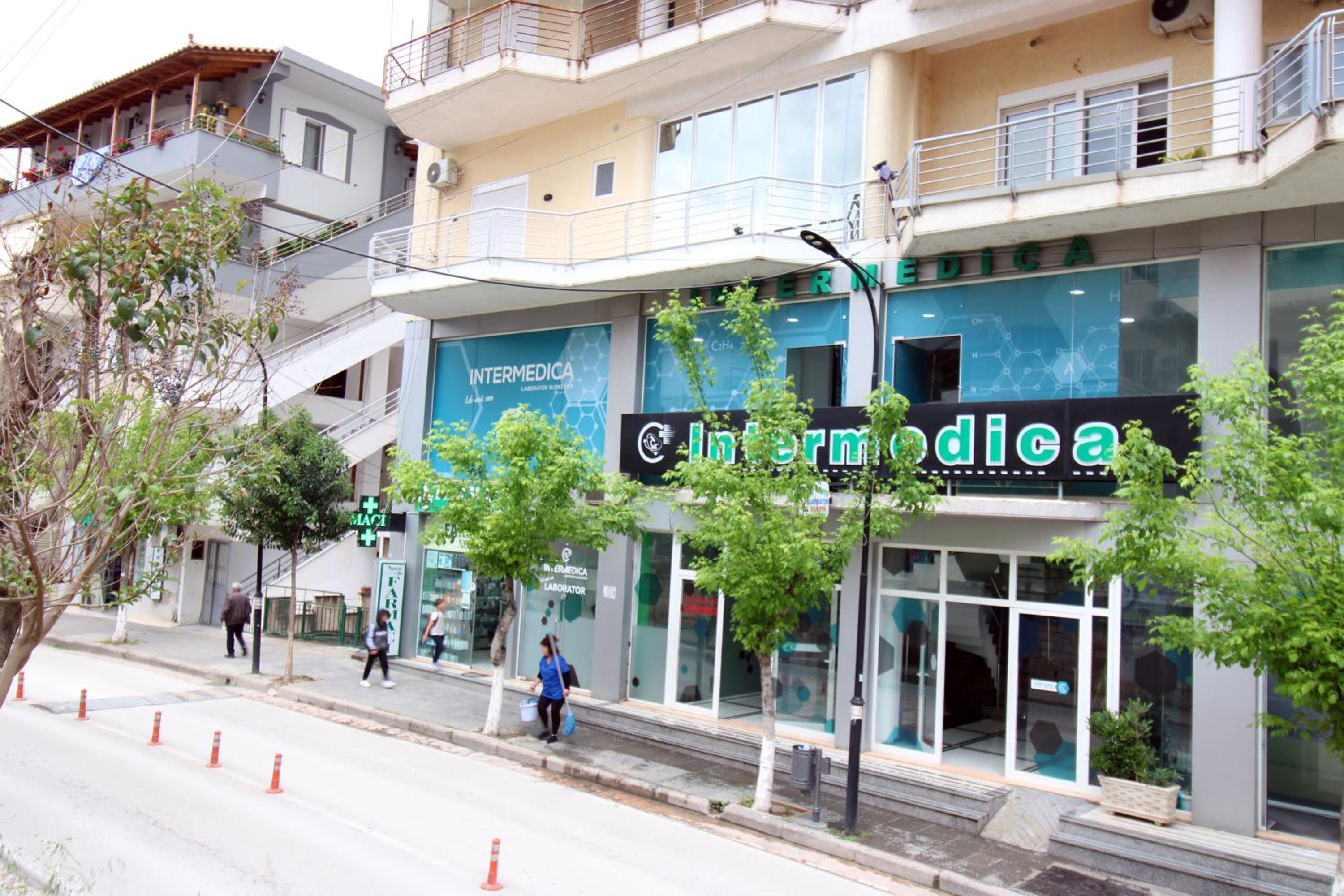 Sarande Luxury Central apartment Reni Risi