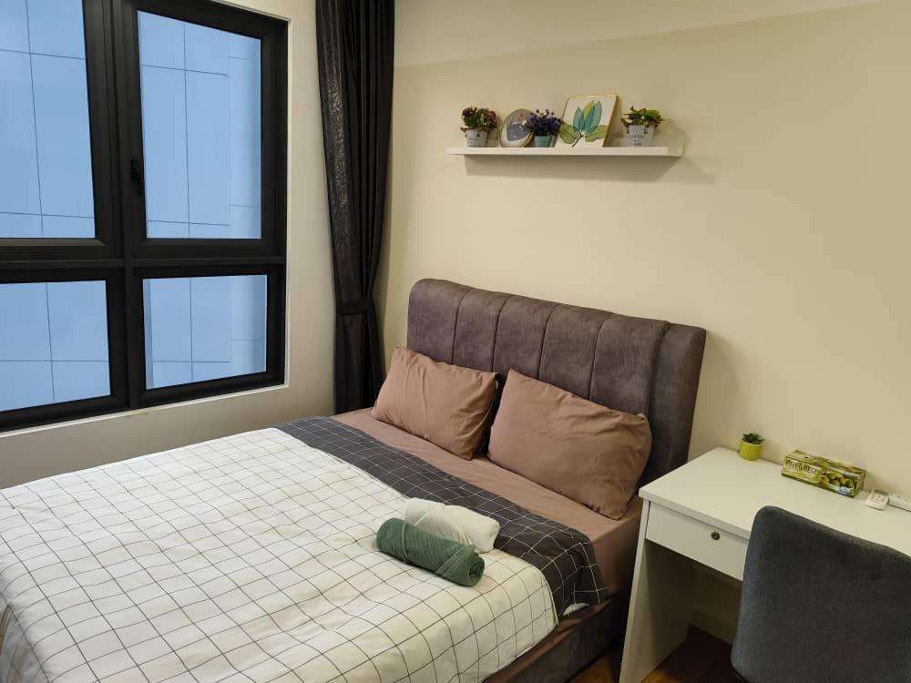 7INN VELOCITY MRT (M Vertica)Free Wifi