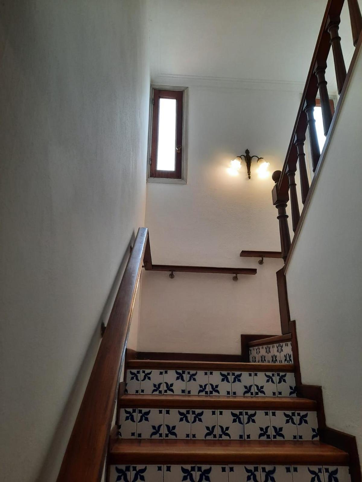 Casa amplia para 5 personas y cochera, a pasos del centro
