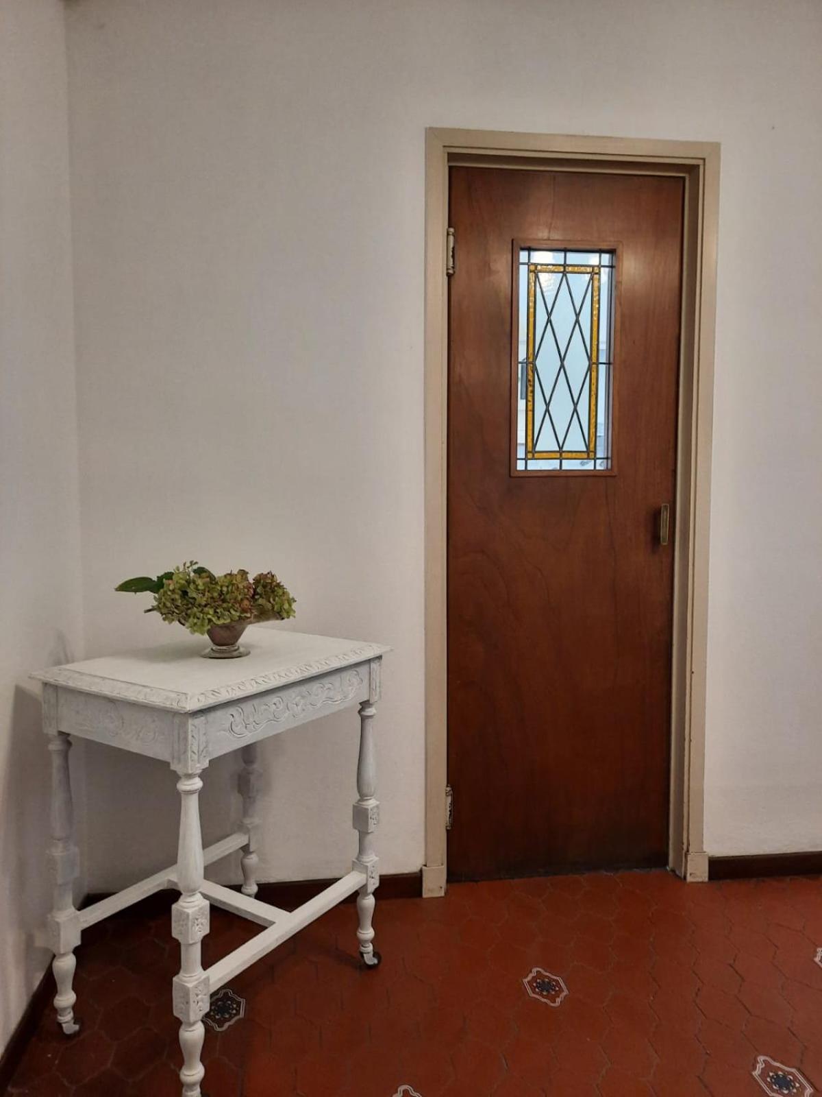 Casa amplia para 5 personas y cochera, a pasos del centro