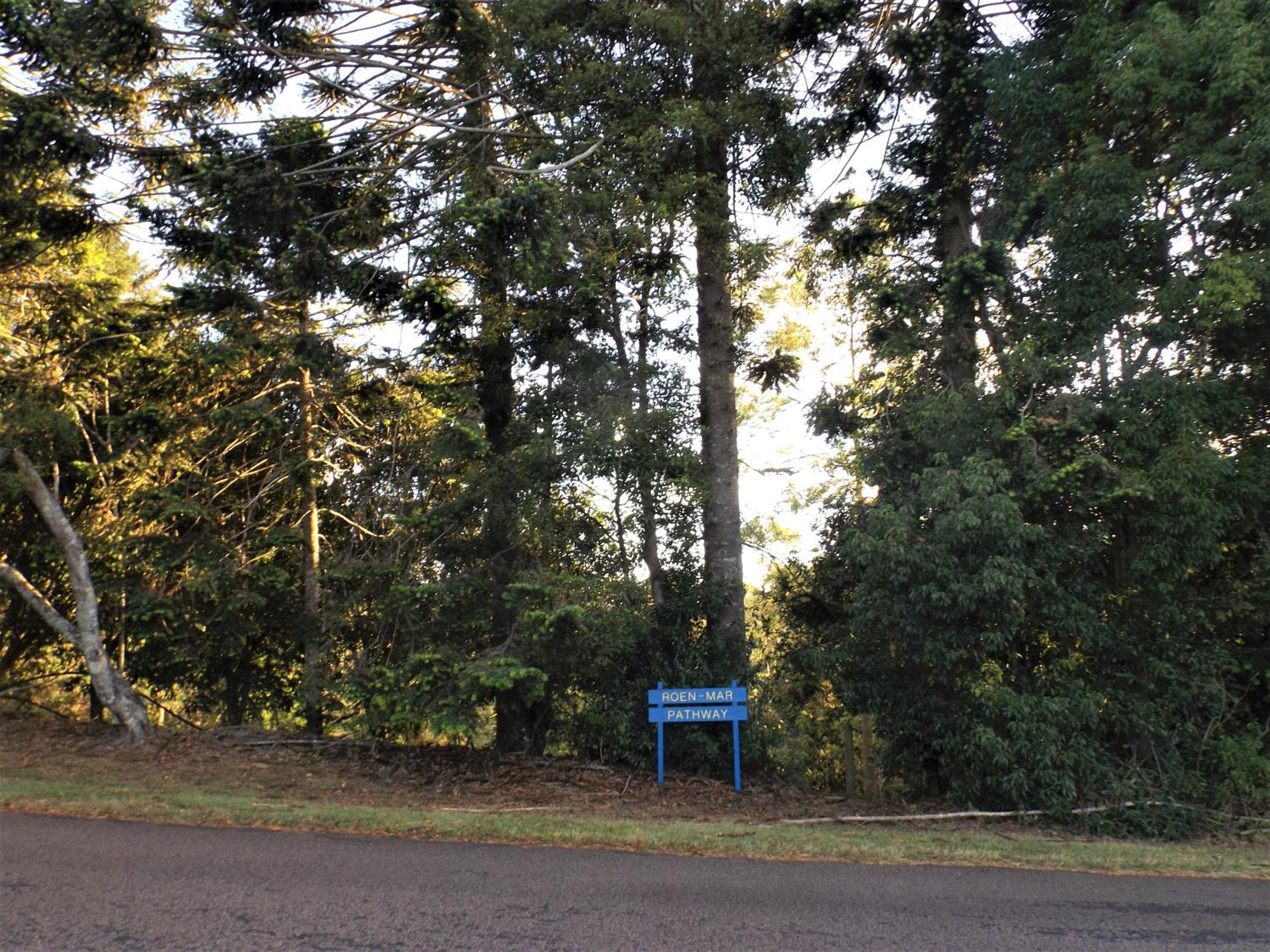 Kookaburra Cottage at On Burgum Pond