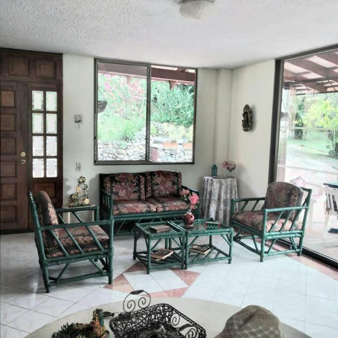 Casa en Condominio vía Villeta