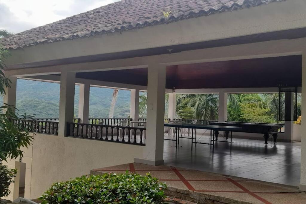 Casa en Condominio vía Villeta