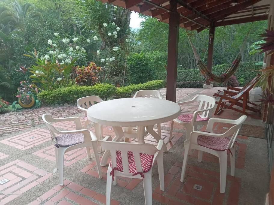 Casa en Condominio vía Villeta
