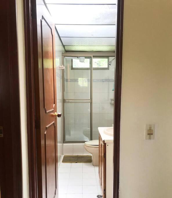 Casa en Condominio vía Villeta