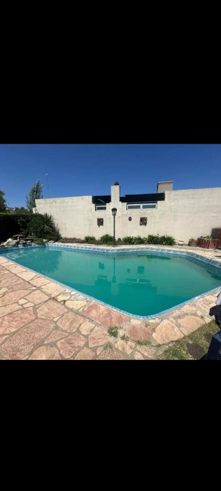 EZEIZA BED and BREAKFAST A 3KM AEROPUERTO EZEIZA