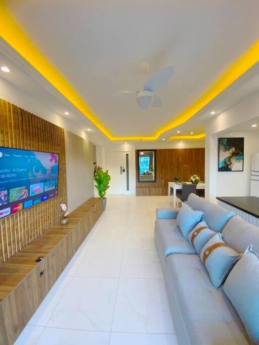 Exclusive Beachfront Penthouse: Private Pool, Amazing View