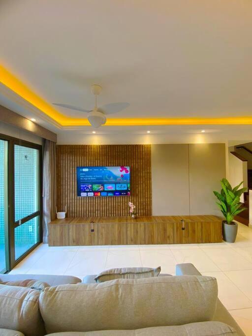 Exclusive Beachfront Penthouse: Private Pool, Amazing View