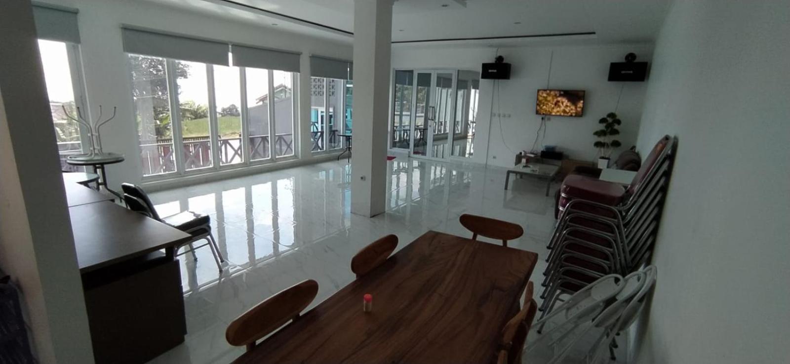 meeting & event spaces