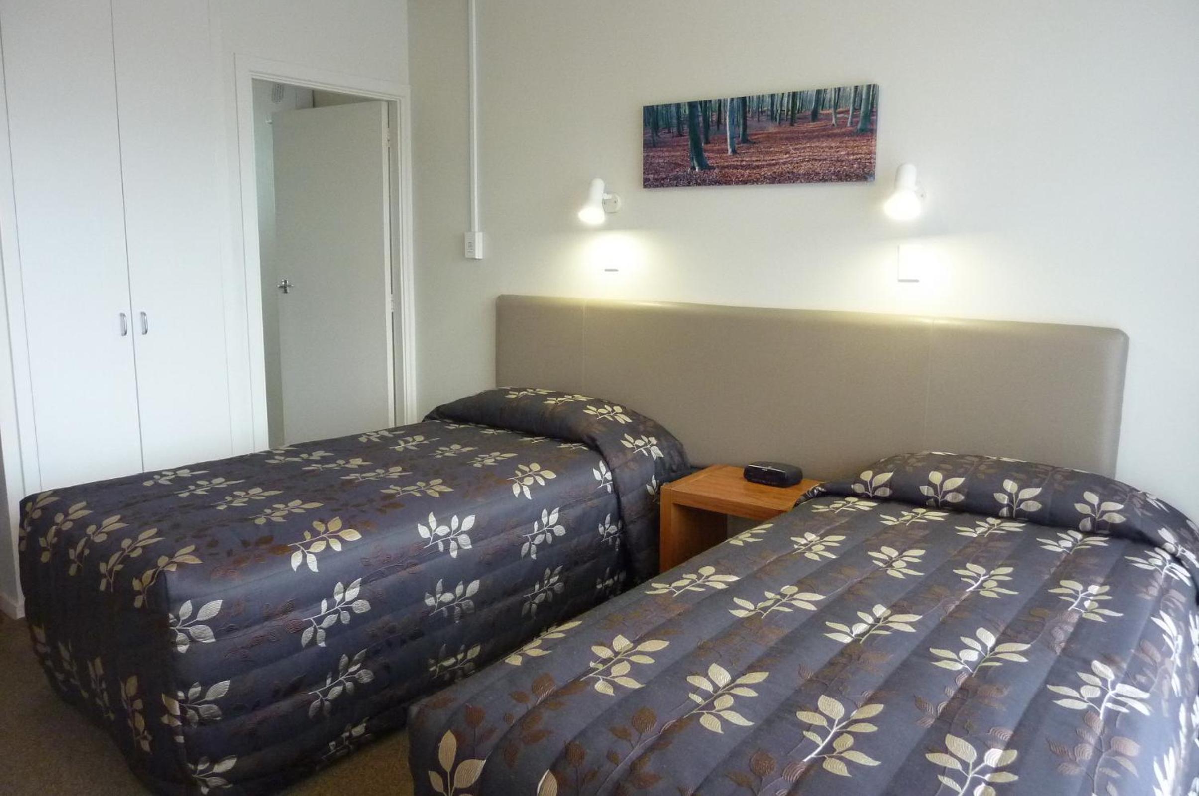 Colonial Inn Motel — photo 17