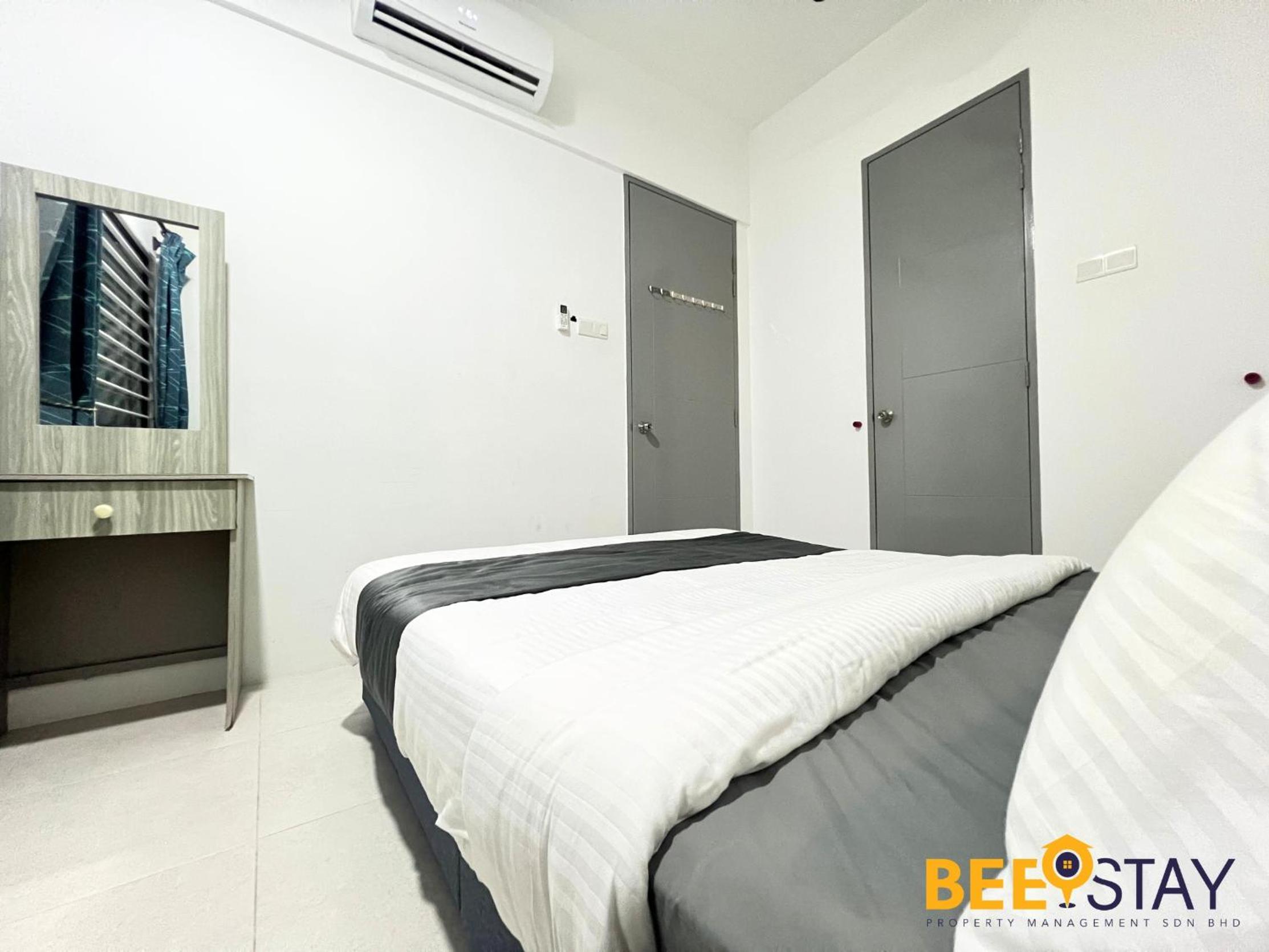 VIM 3 Menjalara KL City View 4 PAX with Netflix