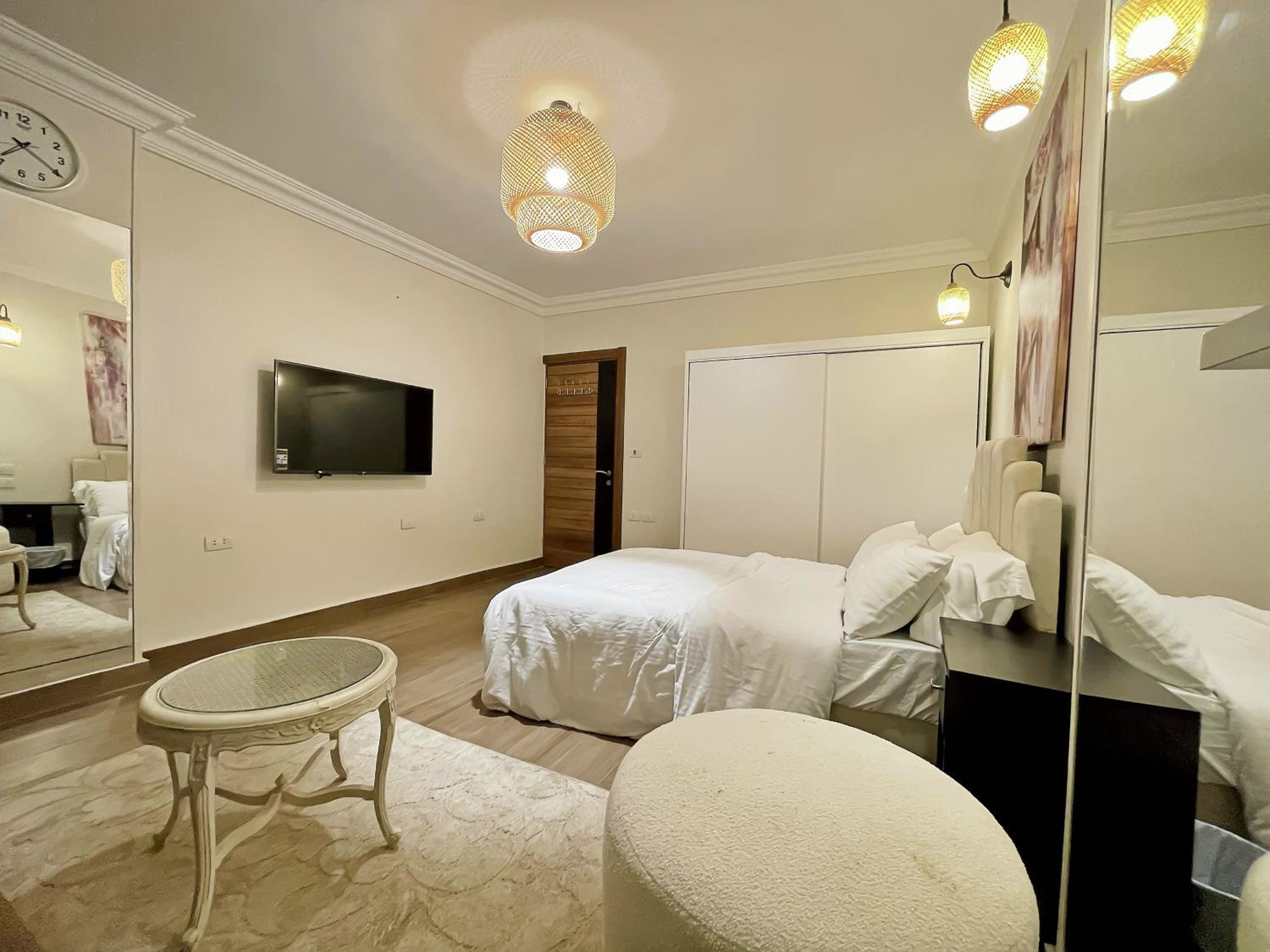 3BR Nile View Zamalek island Abu El Feda Luxury