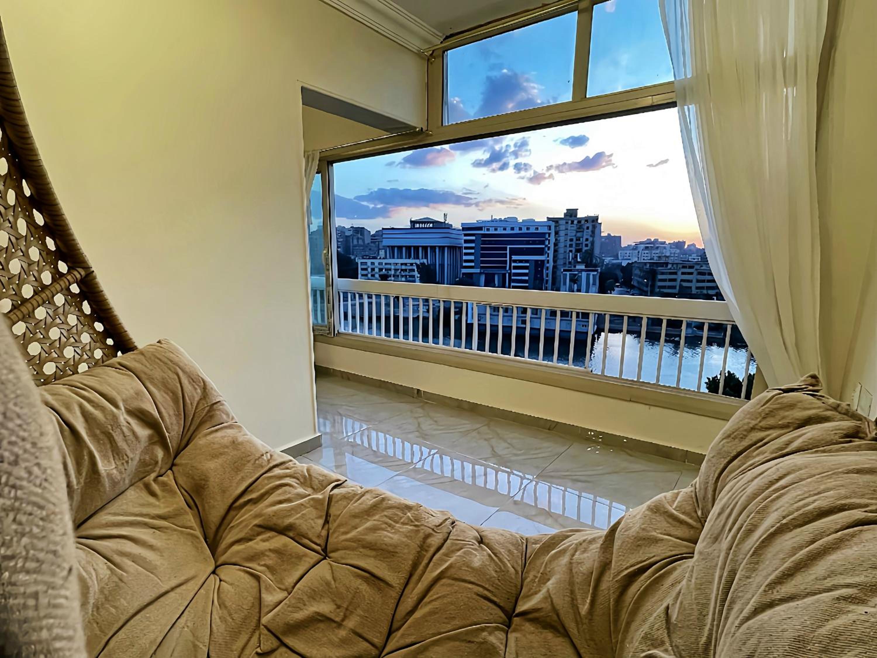 3BR Nile View Zamalek island Abu El Feda Luxury