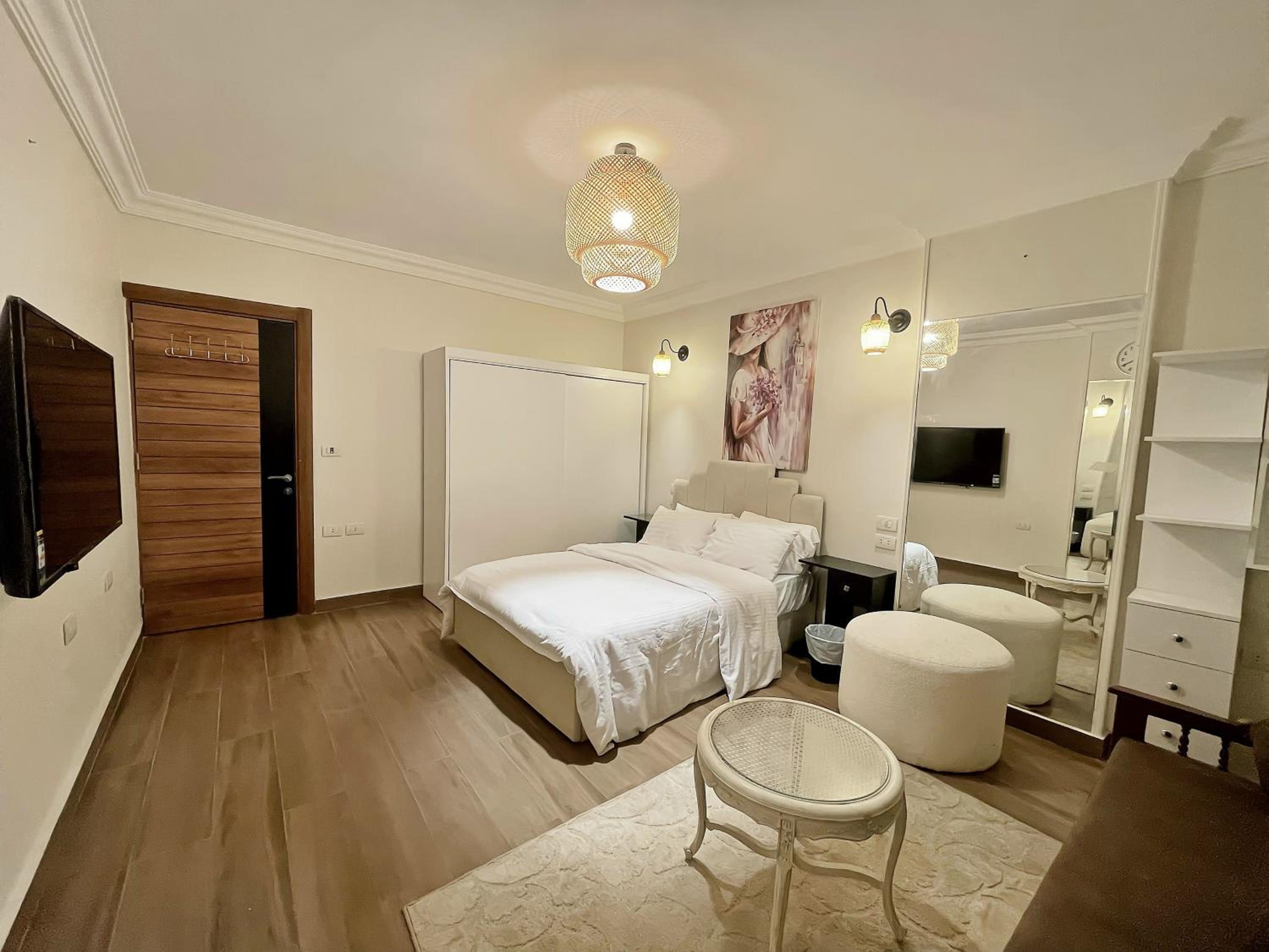 3BR Nile View Zamalek island Abu El Feda Luxury