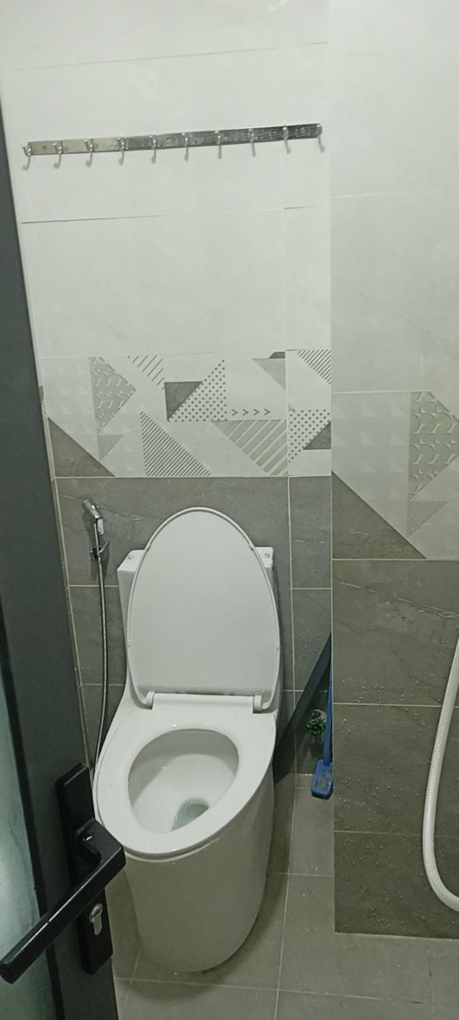 Nice Home D1 - Private Bathroom