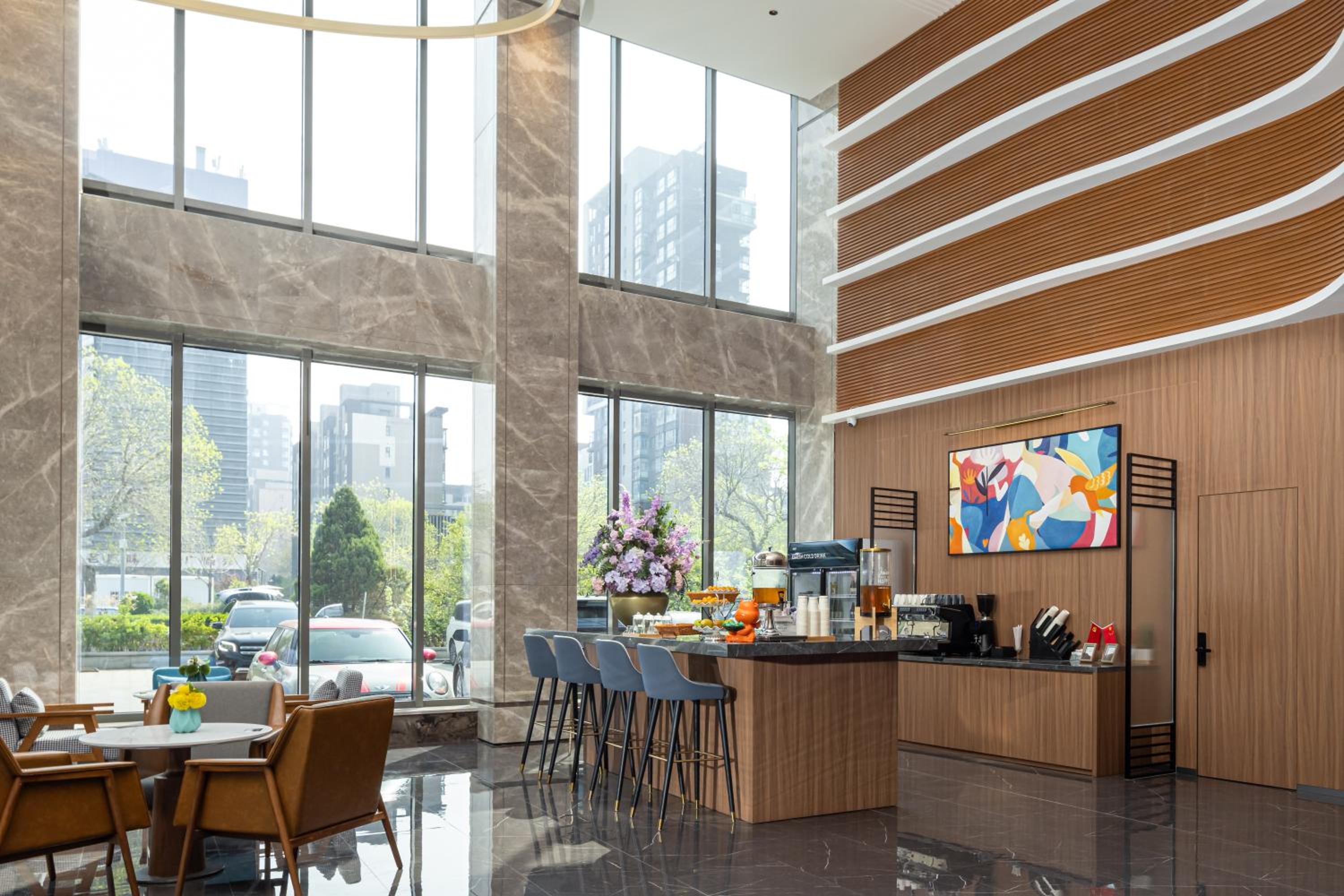 UrCove by Hyatt Tianjin West Railway STN