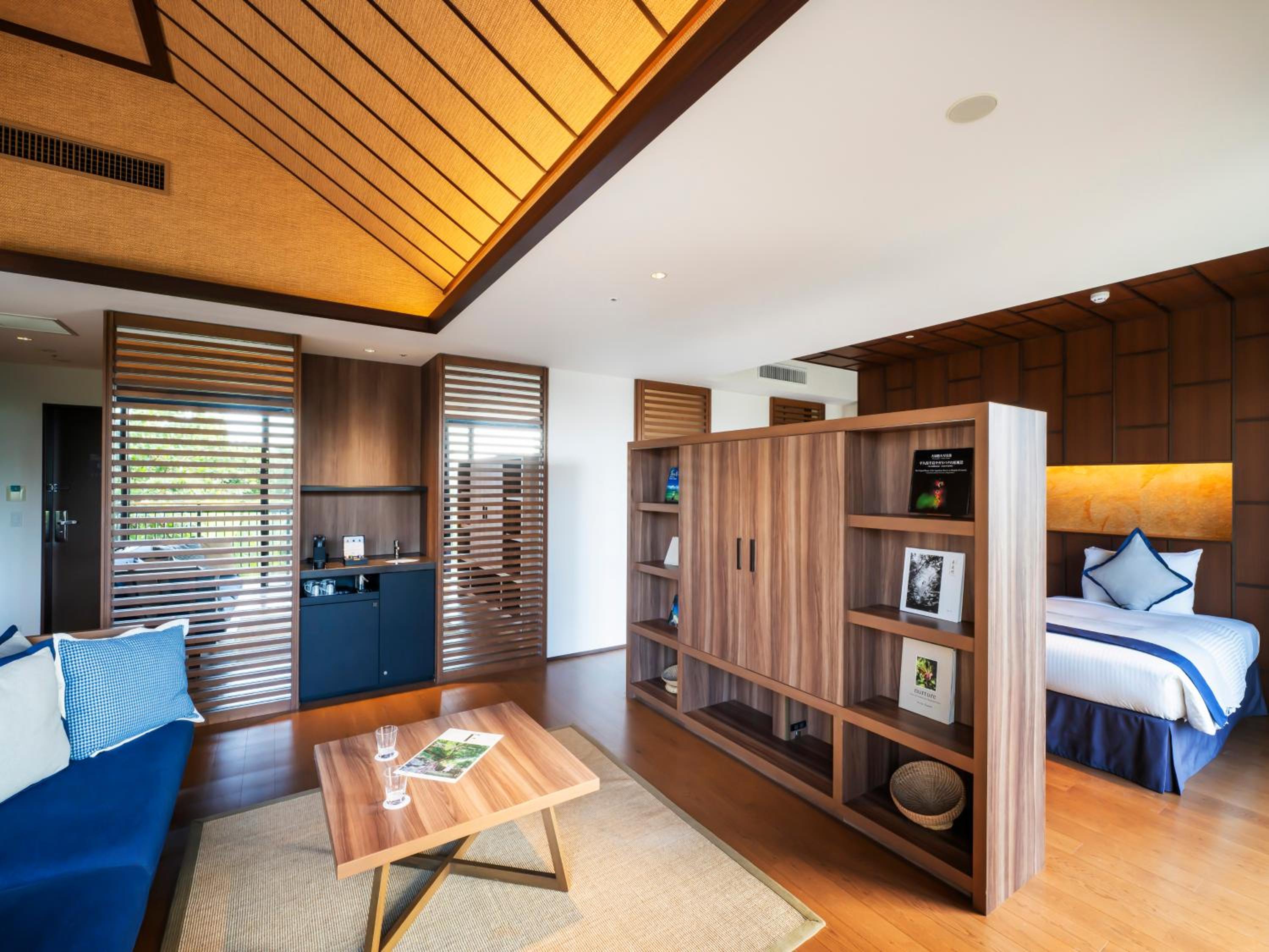 FUSAKI BEACH RESORT HOTEL & VILLAS