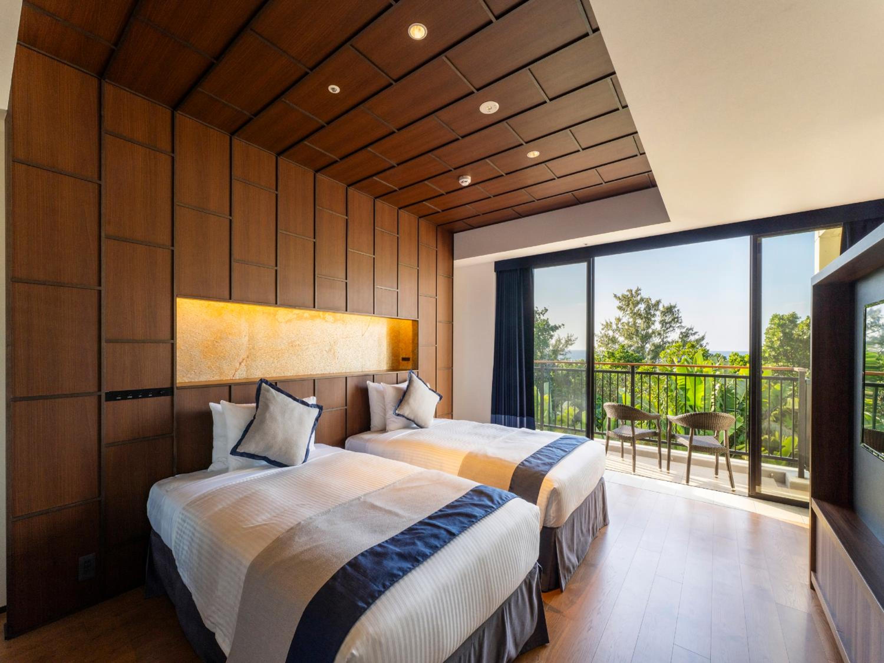 FUSAKI BEACH RESORT HOTEL & VILLAS