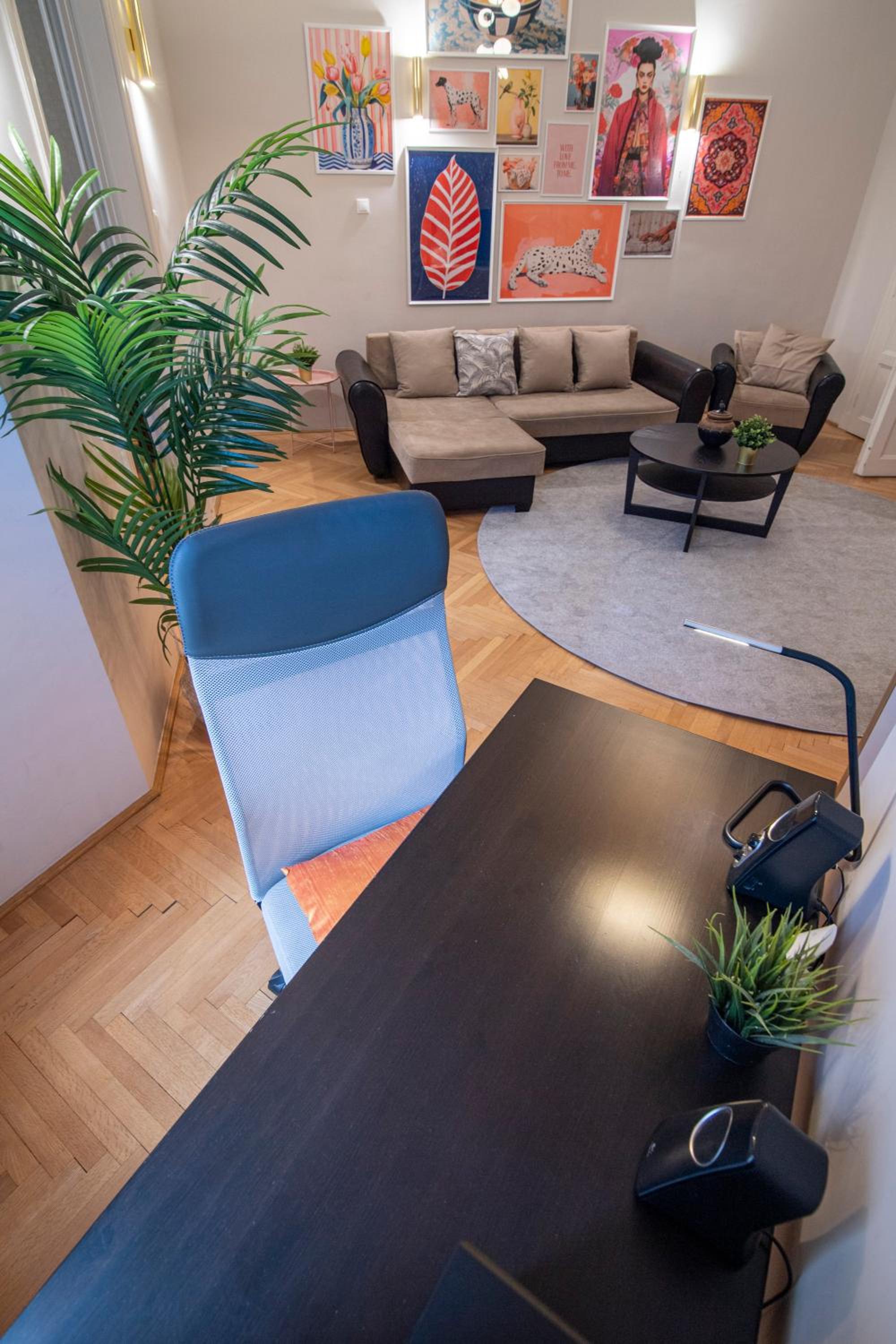 lounge