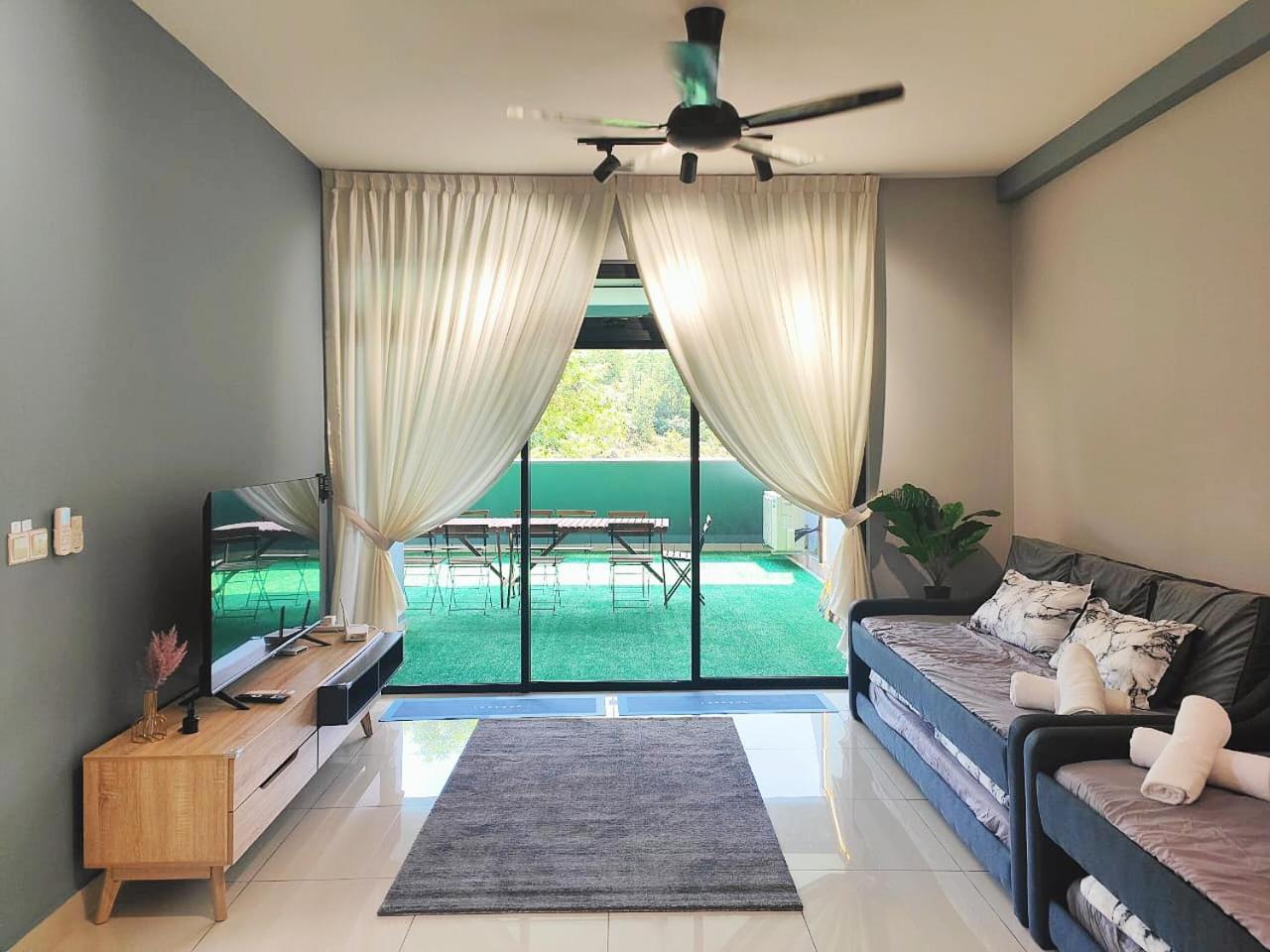 Near Legoland Medini Homestay