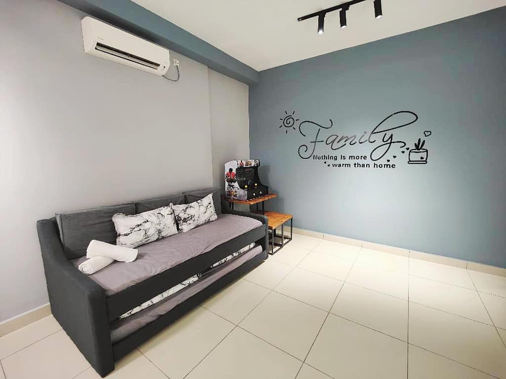 Near Legoland Medini Homestay