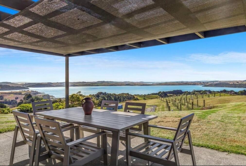 Farmhouse with Coastal Views view 4