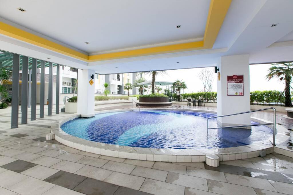 Chic - 4 bedroom - Projector - Ipoh Town - Sleep8 photo 7