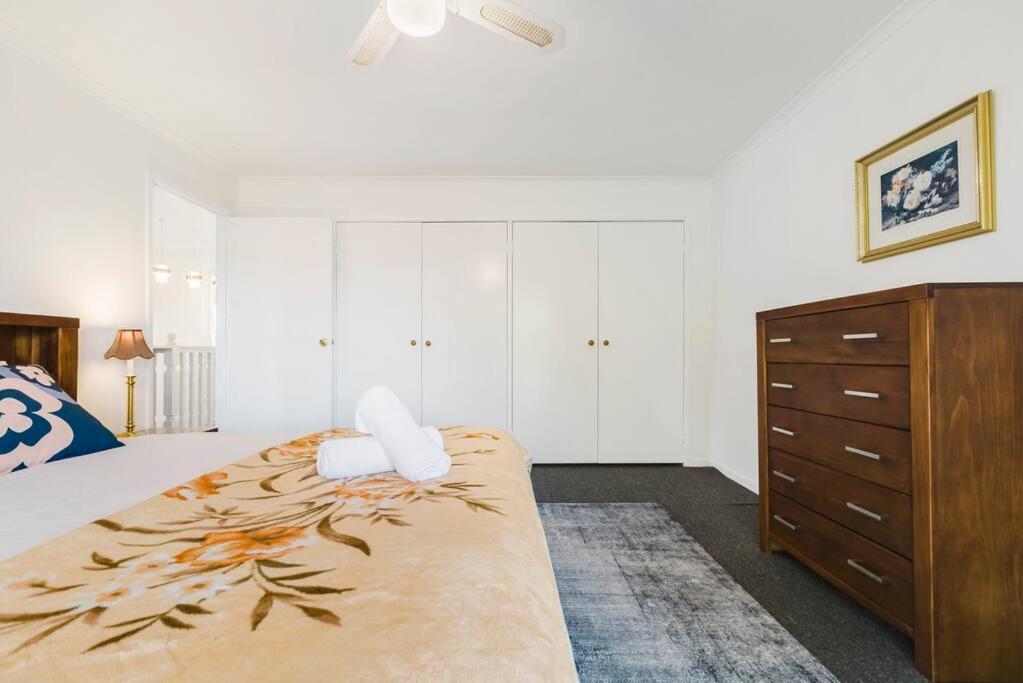 Loft 2 bedroom Retreat in Yarraville