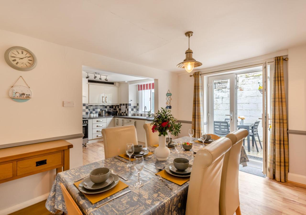 3 Bed in Appledore oc-phoe