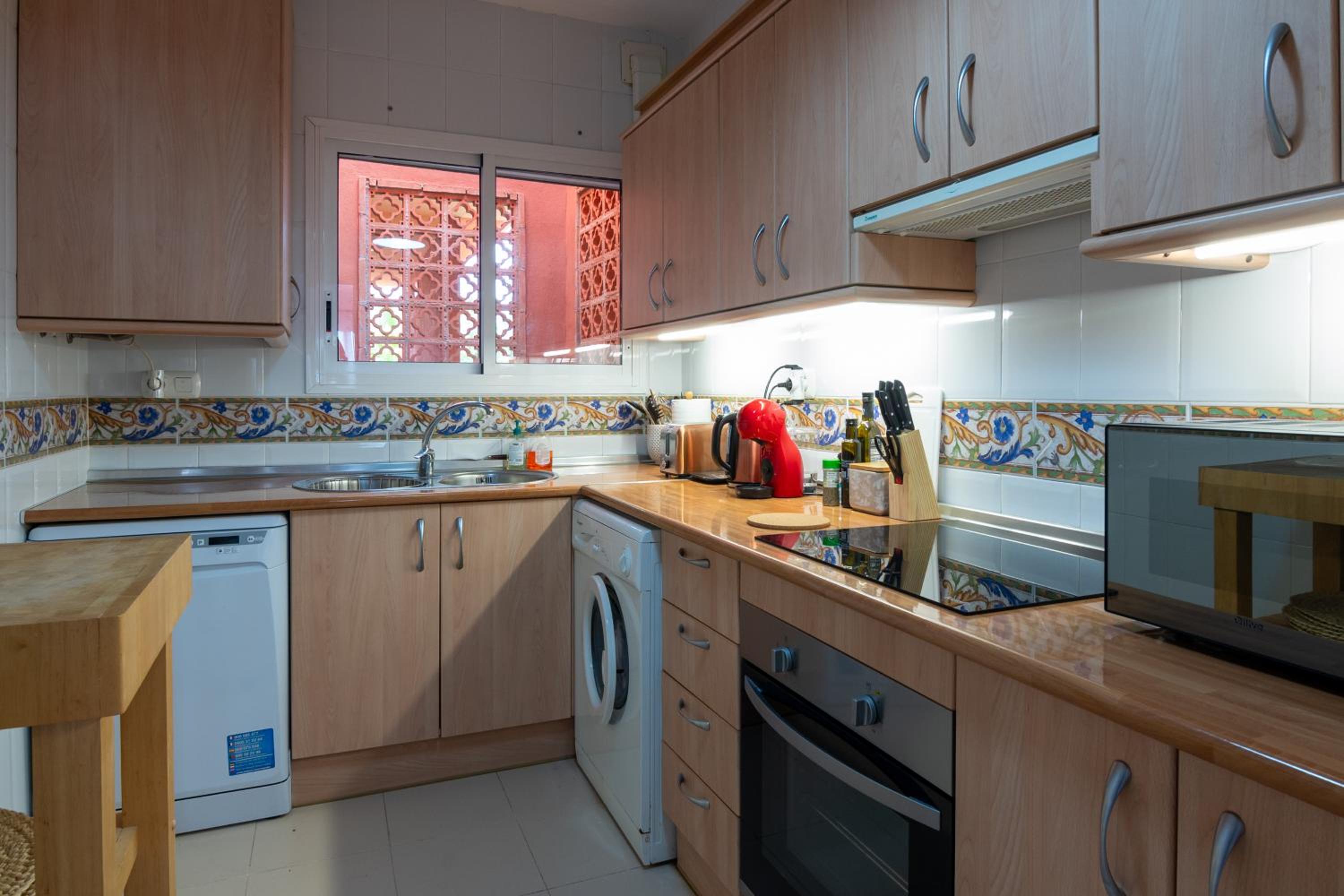 Wonderfull Pent-house close to the beach