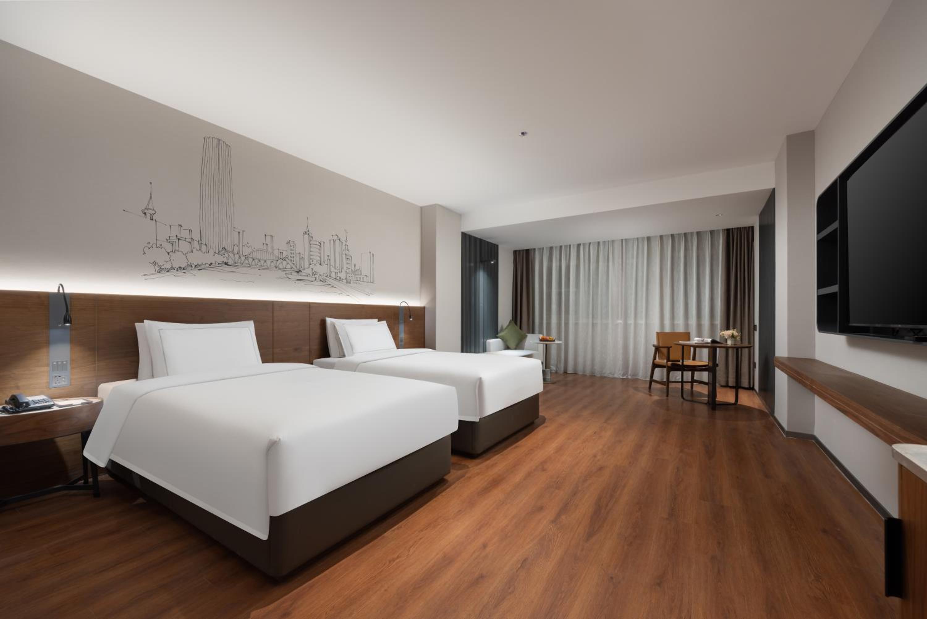 UrCove by Hyatt Tianjin West Railway STN