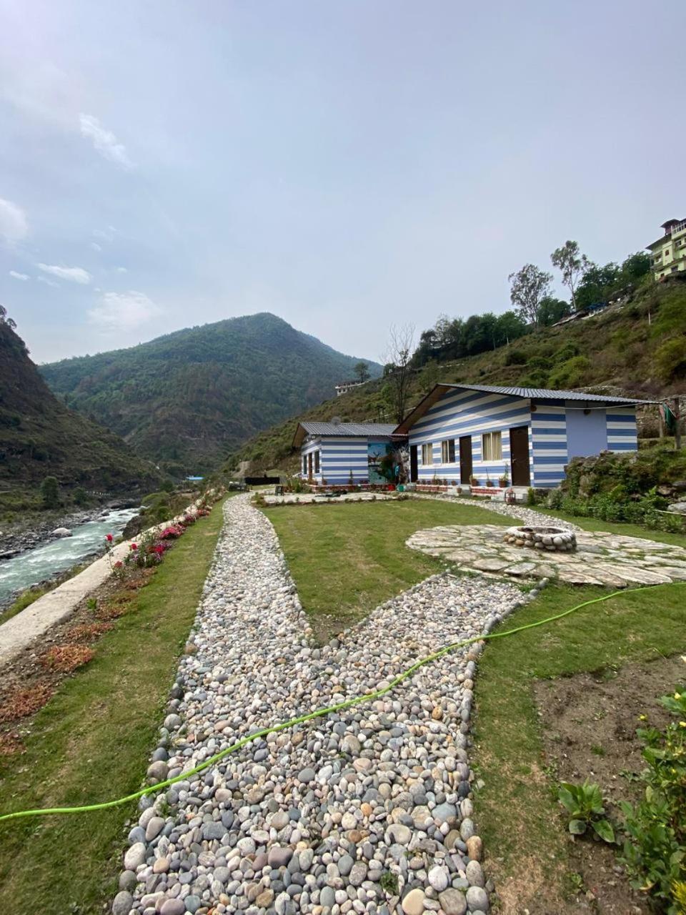 Photo 25