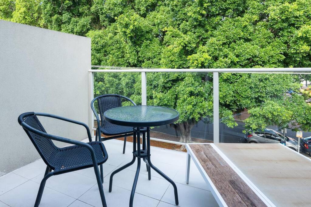 Executive CBD Perth House 4BR 3BA 2Pk SLEEP 8!