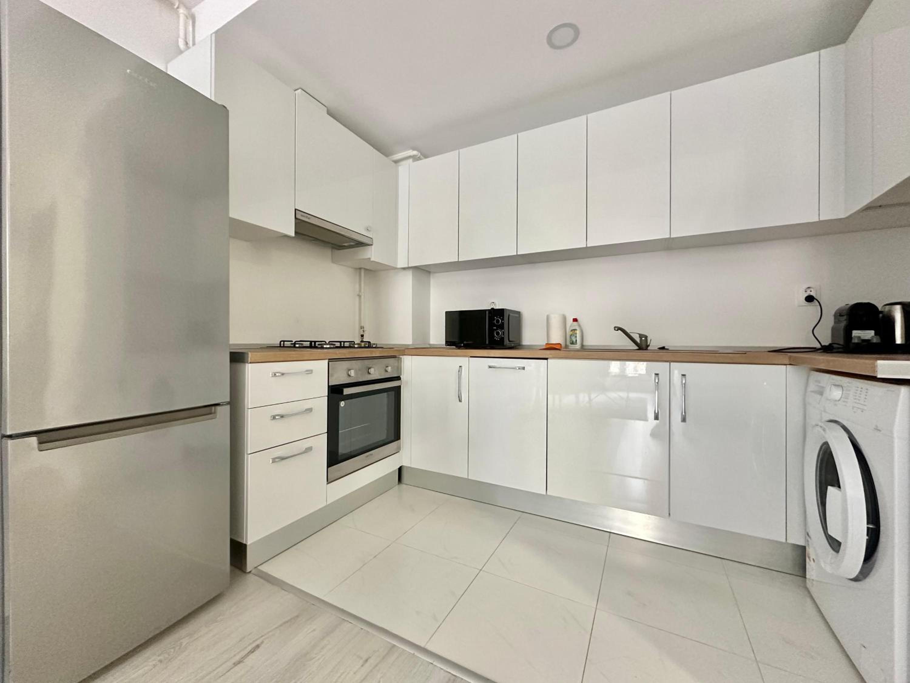 Double Studio A106 StayInn by Cosmopolis view 3