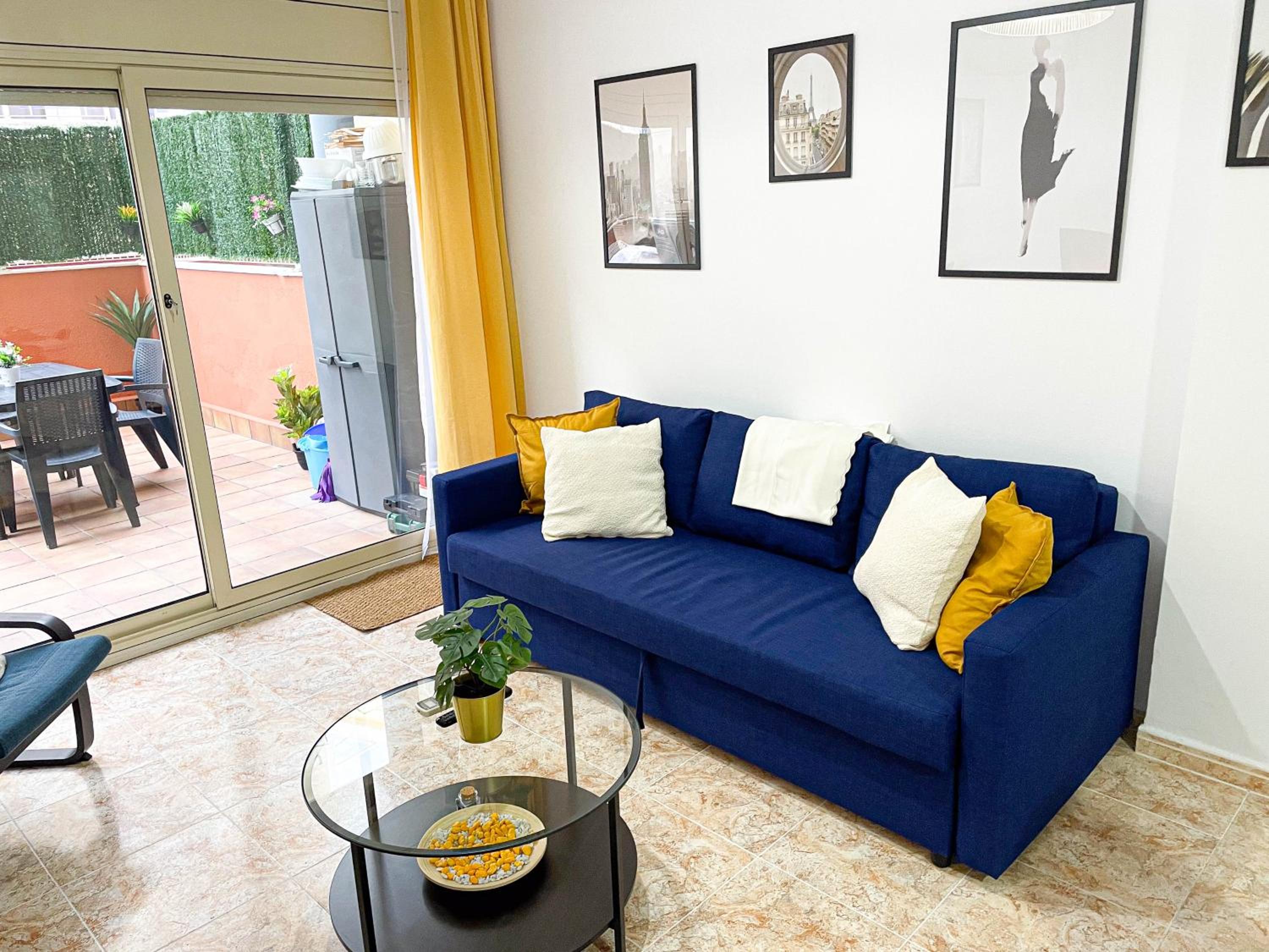 Yellow Apartment Lloret