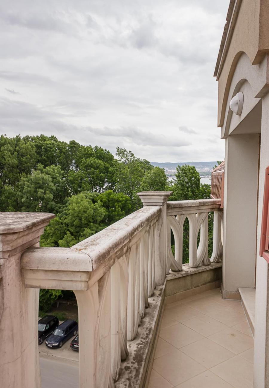 Varna - 1BD at South Bay Residence