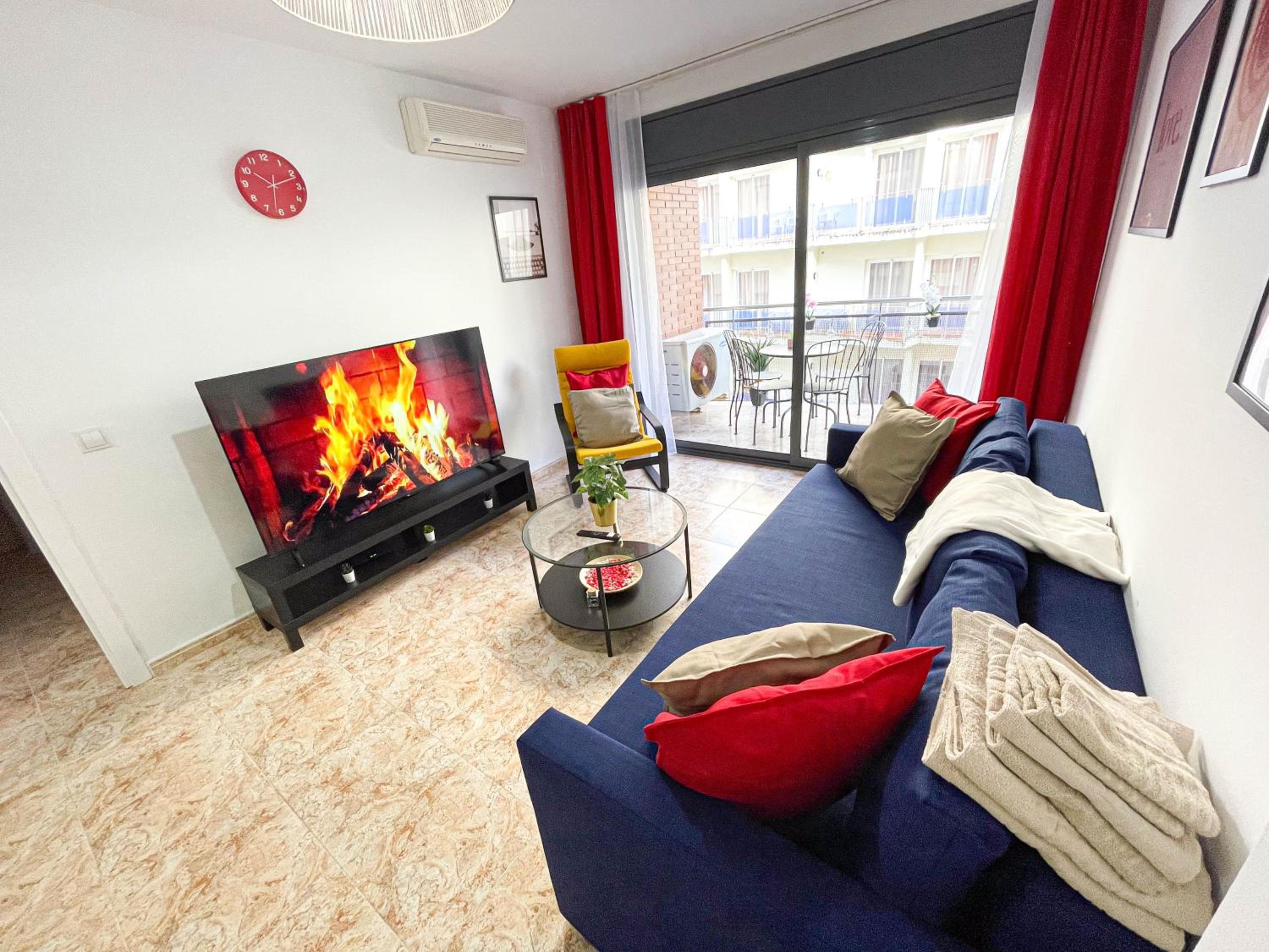 Red Apartment Lloret