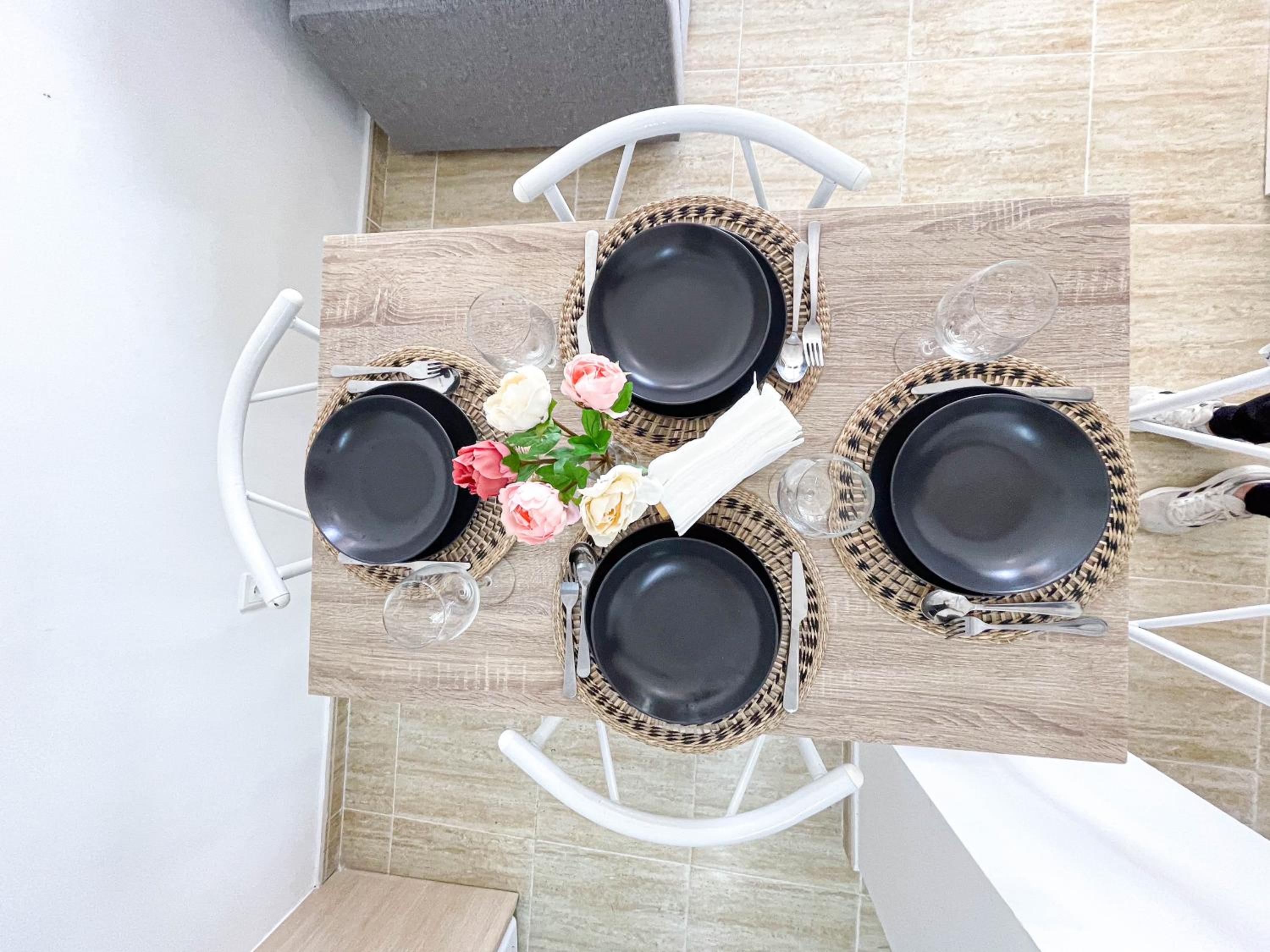 Black Style Apartment