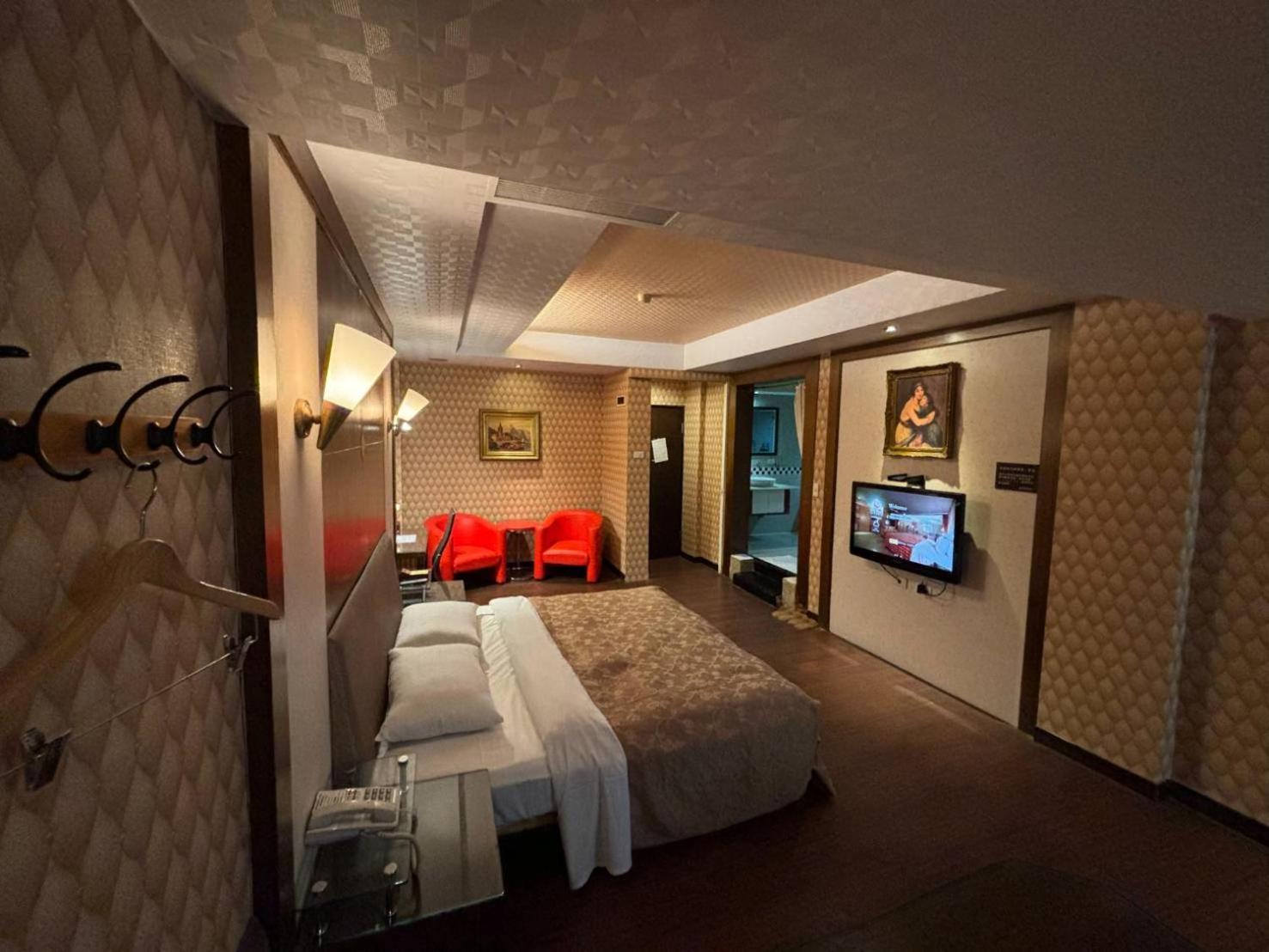 Hua Xiang Motel - Da Chang