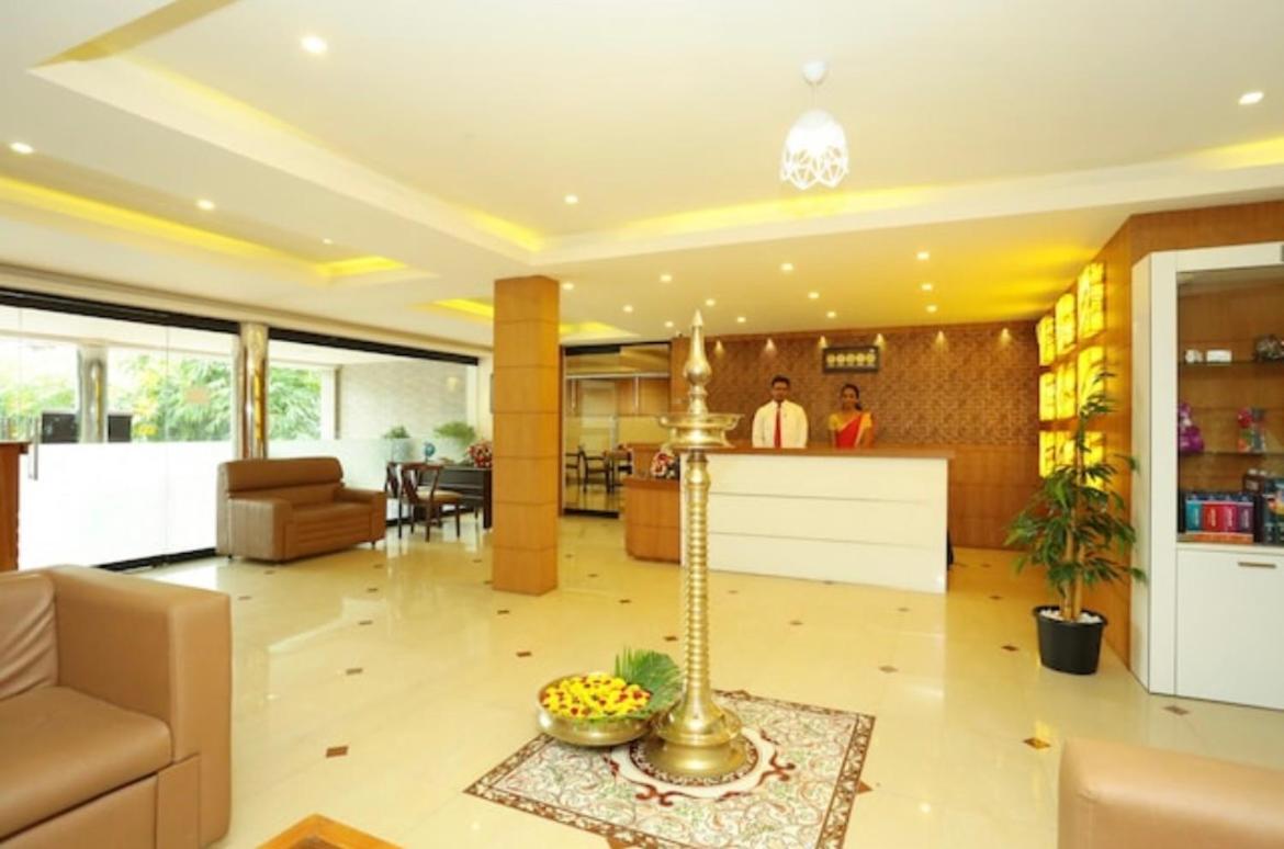 Hotel Padippurayil