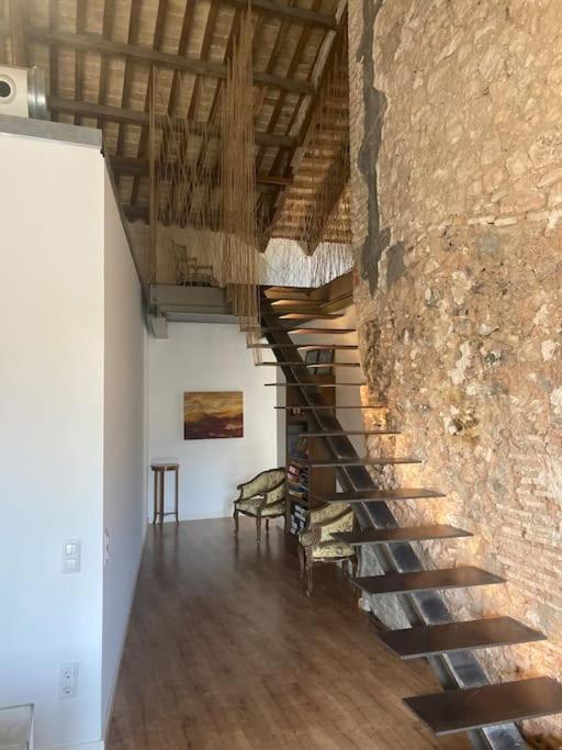 molino rehabilitado con gran terraza y piscina